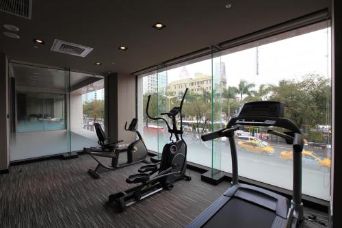 Pusat kecergasan dan/atau kemudahan kecergasan di WESTGATE Hotel