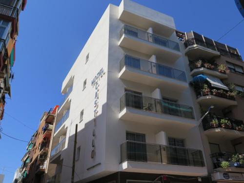 Hotel Castillo Benidorm, Benidorm – Updated 2022 Prices