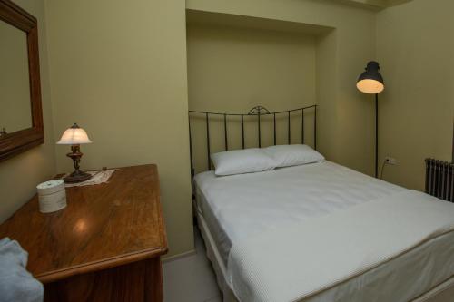 Postel nebo postele na pokoji v ubytování The Pine Flat