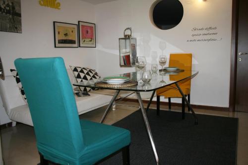 Posedenie v ubytovaní Azzurra Flat Bari Center
