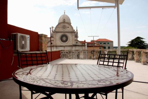 Μπαλκόνι ή βεράντα στο Apartman Cathedral