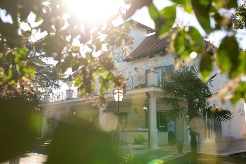 Το κτήριο όπου στεγάζεται  το bed & breakfast