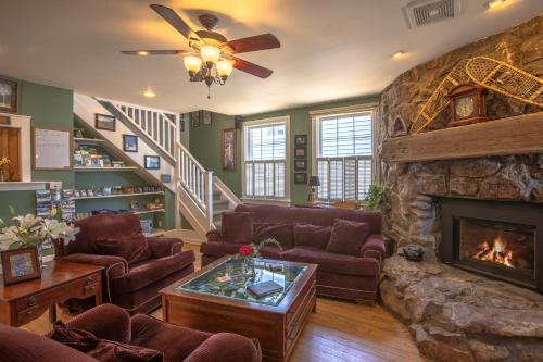 Purple Mountain Bed & Breakfast & Spa – Photos 4