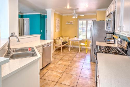 a kitchen with a sink and a counter top at Vegas Vacation in Las Vegas