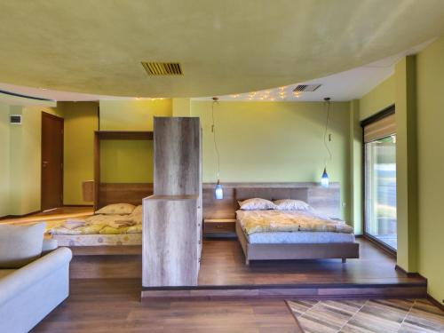 Postel nebo postele na pokoji v ubytování Hotel Continental