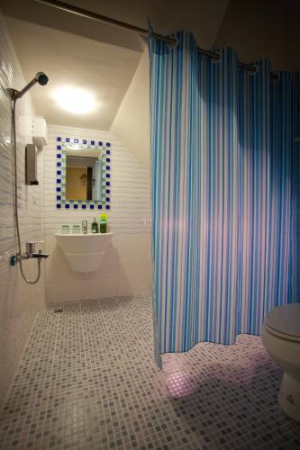 Bany a Sweet Rainbow B&B