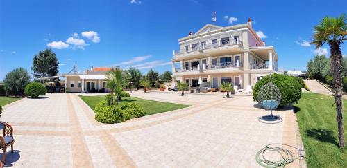 Το κτήριο όπου στεγάζεται  το διαμέρισμα