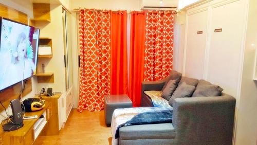 TV a/nebo společenská místnost v ubytování ARC Home Rental at San Remo Oasis