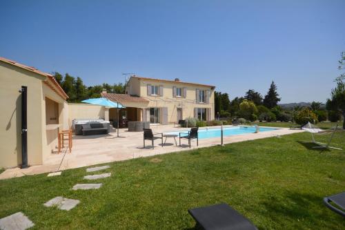 LA BASTIDE DE LUSON Villa 4 chambres Spa Sauna Piscine chaufée boulodrome