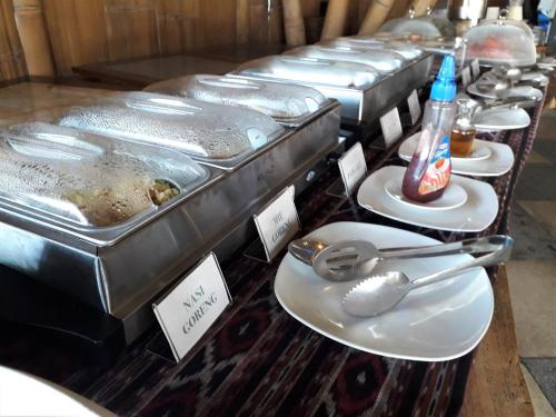 Jídlo v rezortu nebo okolí