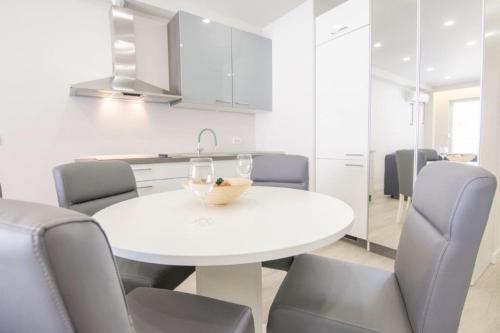City Center Apartment