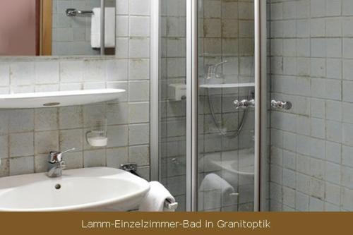 Ένα μπάνιο στο Hotel Lamm