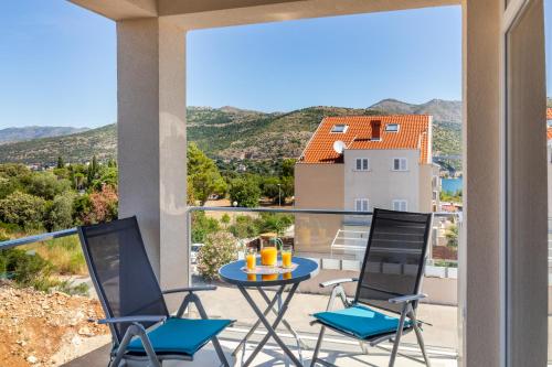 Brand New Apartment Nebo