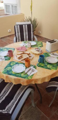 Fotografie z fotogalerie ubytování "Flora B&B "- Rooms in Privat Home Habitaciones en una casa privada v destinaci Maspalomas