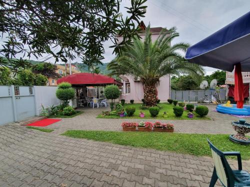 Gallery image of Twins Hotel in Gonio