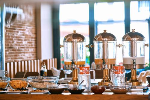 Jídlo v hotelu nebo okolí