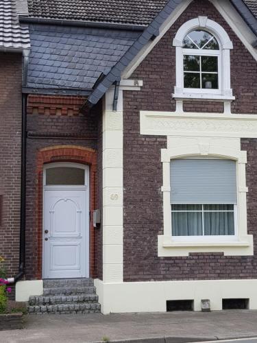 Bangunan di mana terletaknya apartmen