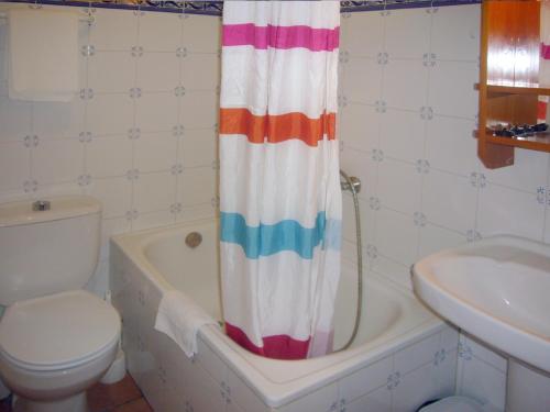 Koupelna v ubytování Apartamentos Atlantis