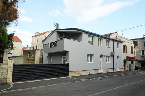 Apartment Kala