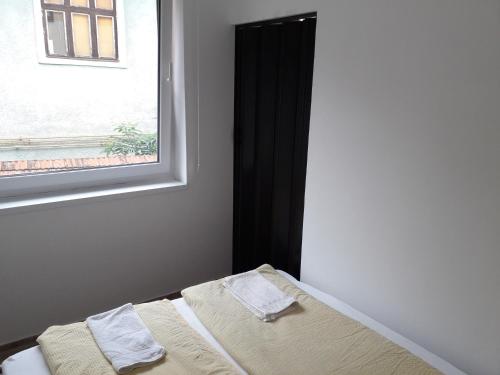 Cama o camas de una habitación en Mahala Apartments - Free Garage