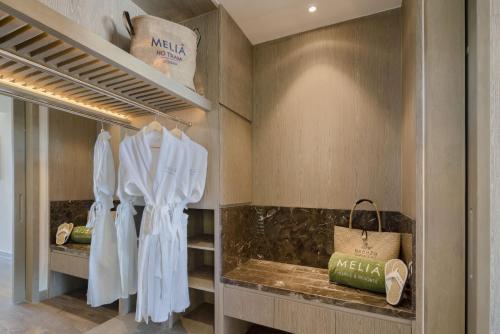 Phòng tắm tại Melia Ho Tram Beach Resort