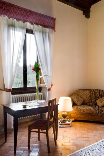 Ruang duduk di Villa Campestri Olive Oil Resort