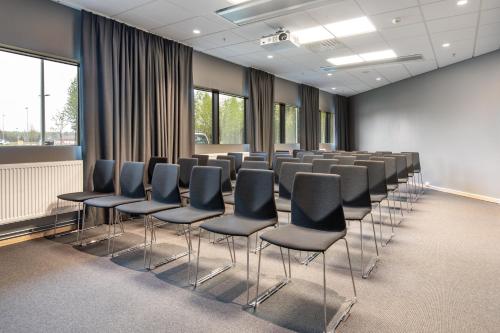 Kawasan bisnes dan/atau bilik persidangan di Quality Airport Hotel Gardermoen