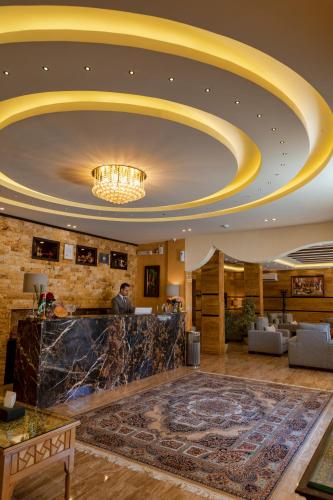 Area soggiorno di Town Season Hotel