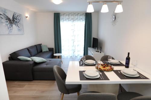 Apartment Little Marijeta