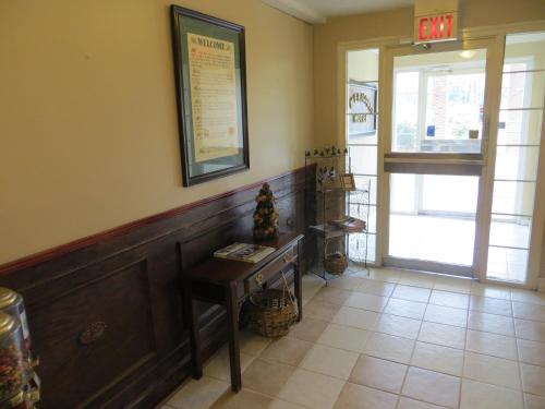 Φωτογραφία από το άλμπουμ του Americourt Hotel and Suites - Elizabethton σε Elizabethton