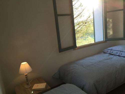 Cama o camas de una habitación en MAS DES VIGNES - View Cité de Carcassonne