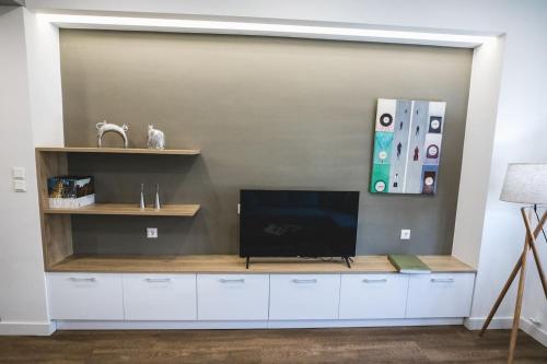 Televízia a/alebo spoločenská miestnosť v ubytovaní Gaspar Apartment - 4th floor - Renovated 2019