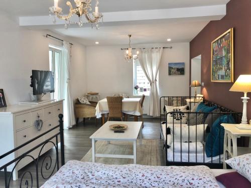 Vila Sol tesisinde bir oturma alanı