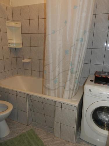 Afbeelding uit fotogalerij van Apartmani Maruncic in Omiš