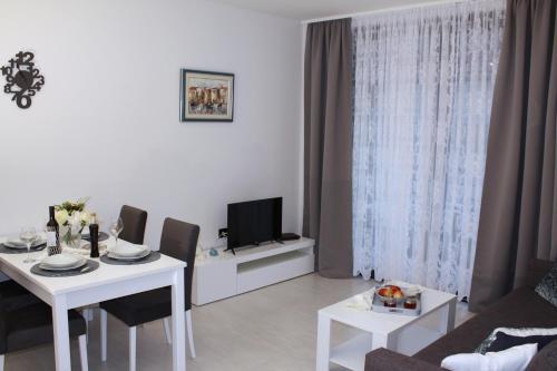 Apartment Ana