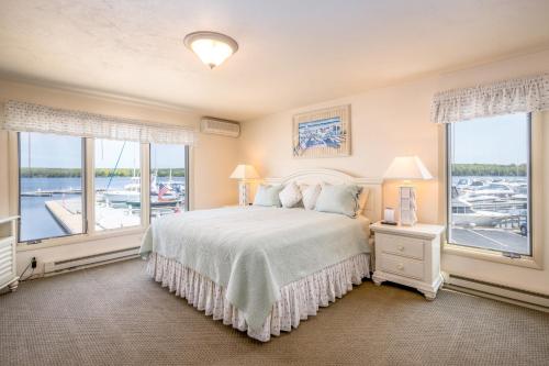 Imagen de la galería de Harbor Guest House, en Fish Creek