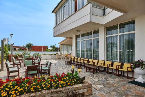 Foto dalla galleria di Hotel Caesar Bed and Breakfast a Milano Marittima