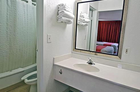 Foto dalla galleria di Motel 6-McKinney, TX - North a McKinney