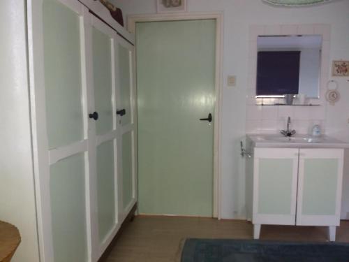 Recreatie Bungalow Eureka tesisinde bir banyo