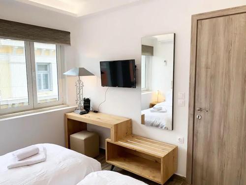 CosmosDome / Best apartment in the heart of Athens !