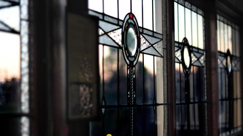 a stained glass window with a star on it at Metropole Katoomba in Katoomba