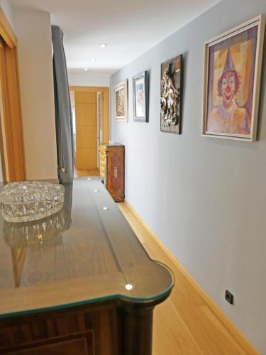 TV a/nebo společenská místnost v ubytování Villa Mon Repos