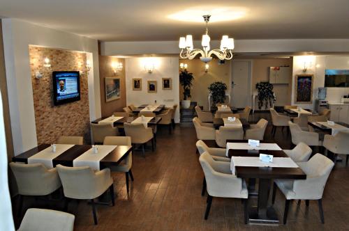 Μια τηλεόραση ή/και κέντρο ψυχαγωγίας στο Hotel Edirne Palace