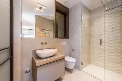 Bany a The Garden Suites