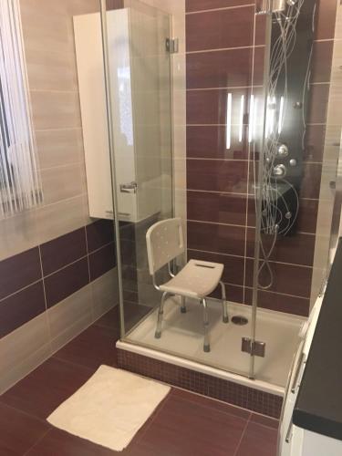 Ένα μπάνιο στο Krakowska Apartamenty
