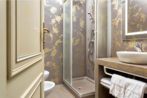 A bathroom at Hotel Conterie