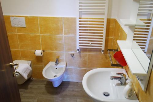 Een badkamer bij LA TERRAZZA SU ROMA