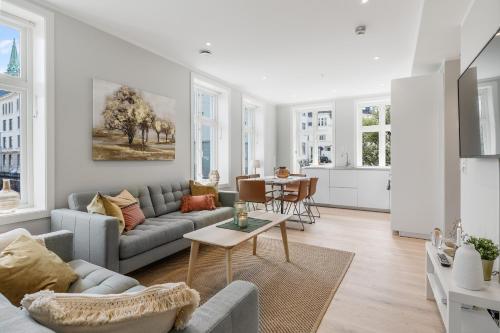Ruang duduk di Barfot Apartments