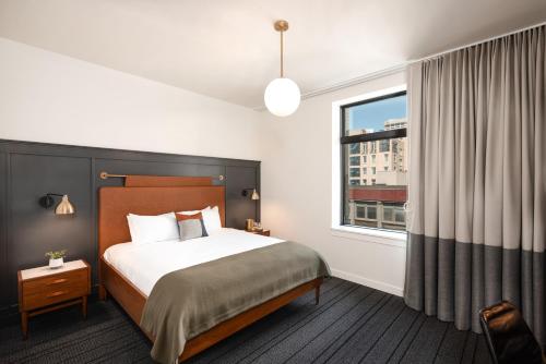 Katil atau katil-katil dalam bilik di The State Hotel