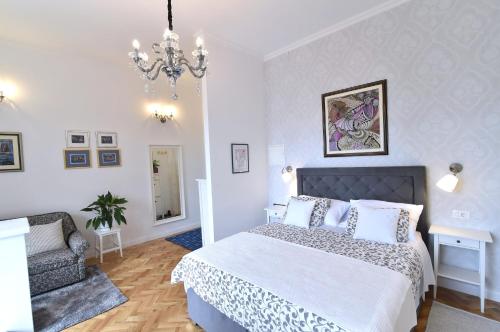 Gallery image of Villa Salus, Apartment Maruna in Opatija